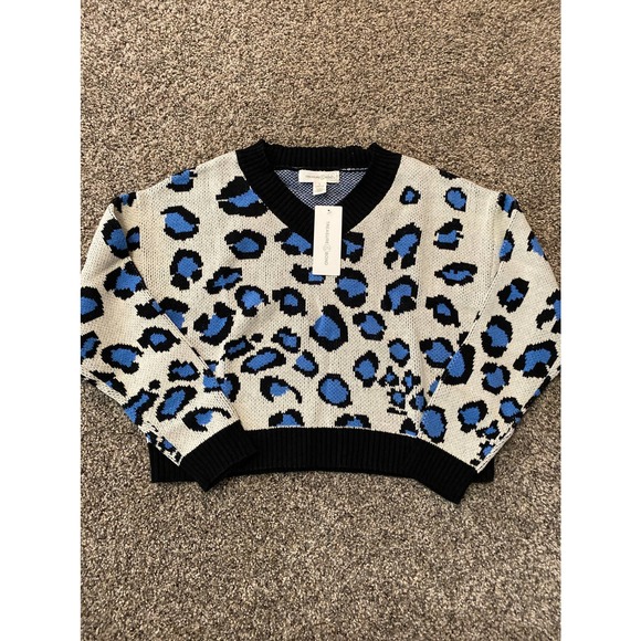 Treasure & Bond Other - TREASURE & BOND Kids' V-neck Crop Sweater In Ivory Dove Pop Leopard Size L
